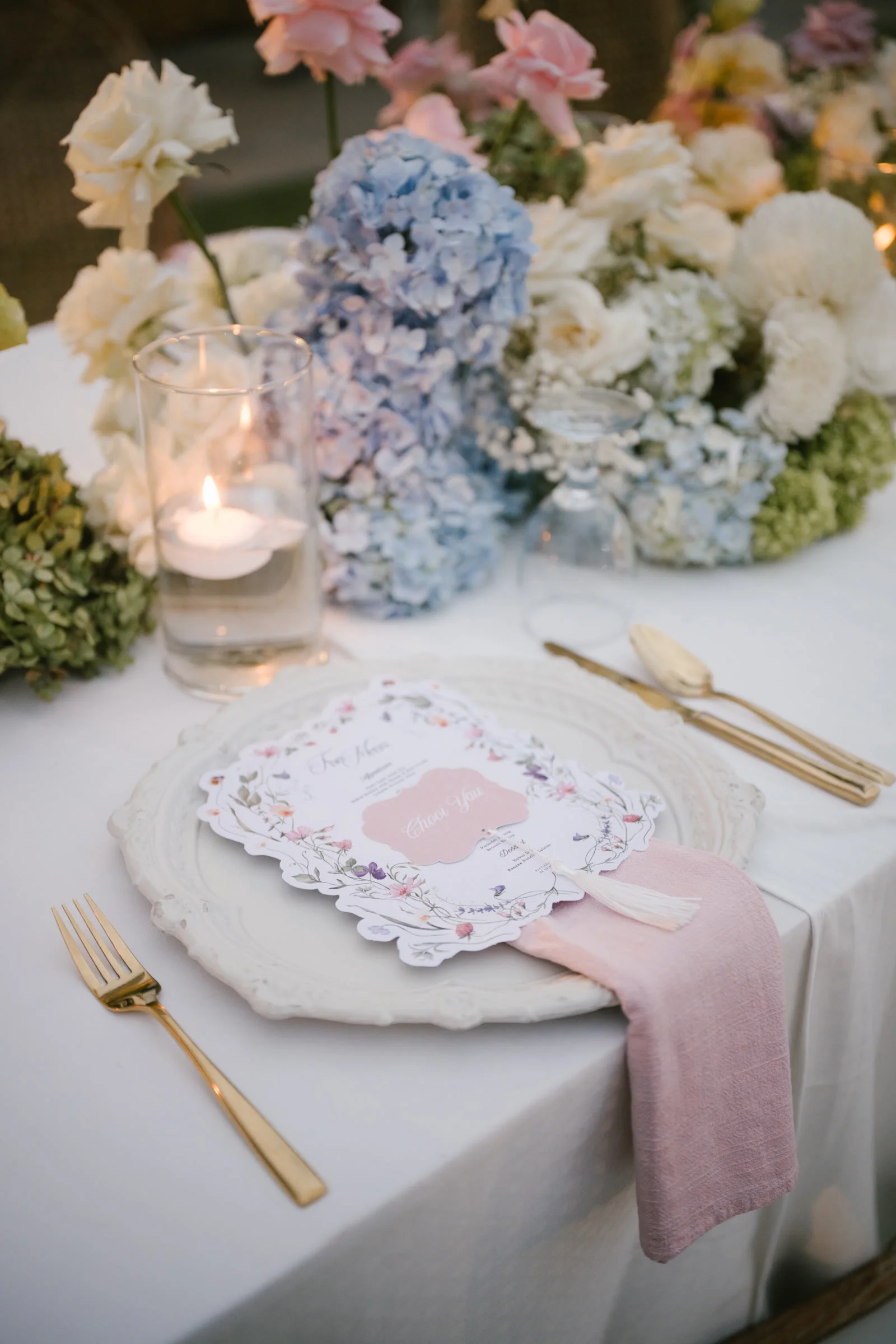 Romantic Pastel reception tablescape