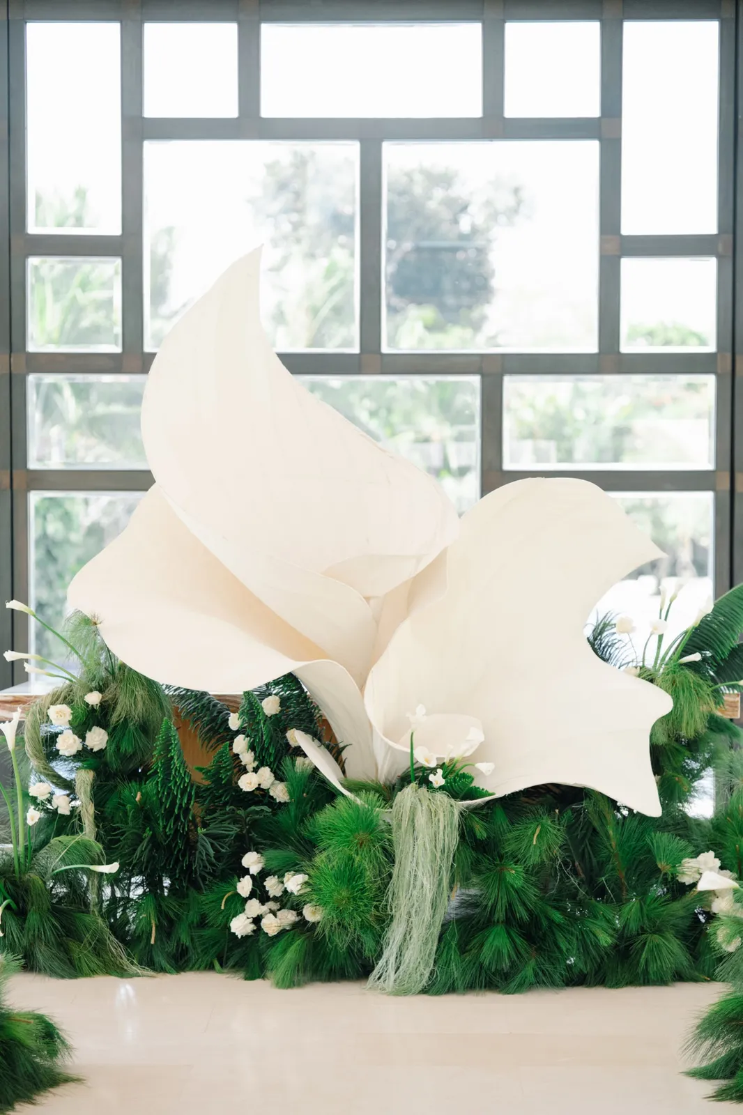 Classic White decoration 20