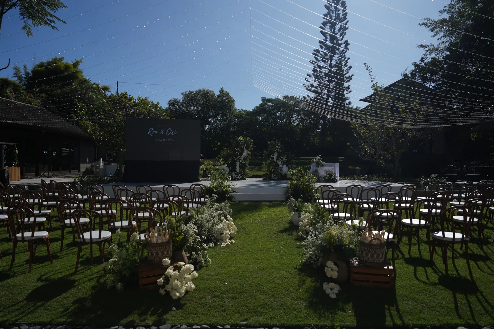 Intimate Garden decoration 4